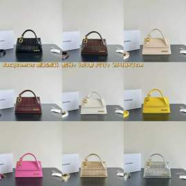 Picture of Jacquemus Handbags _SKUfw204239464fw